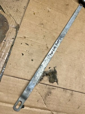 Ford Crestline 1952 2 puertas lado del pasajero puerta interior liberación Foto 1 de 4