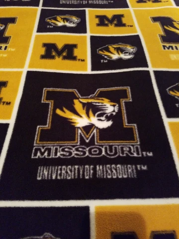 University of Missouri stadium blanket 2004 59" x 59" square Cover