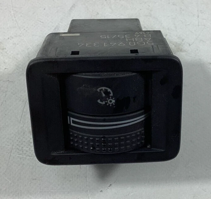 Interruptor de iluminación/atenuador Volkswagen GTI 2015-2017 DASH 5G0941334 OEM. Foto 1 de 4