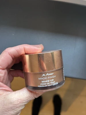 M. ASAM MAGIC FINISHMake-up Mousse Porcelain Teint LSF 30 - Bild 1 von 2