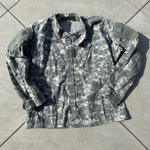 US Military ACU Digi Pattern Camouflage Combat Coat Shirt Jacket Size M - Picture 1 of 6