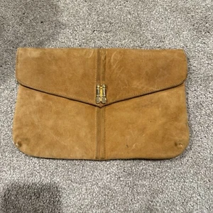 1970s Vintage Suede Leather Envelope Clutch Tan Camel Gold Hardware Unbranded - Picture 1 of 5