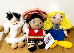 Disney Store SMALL WORLD Plüsch Mexiko Junge Holländer Mädchen Eskimo Puppe Set 3 NEU - Bild 1 von 9