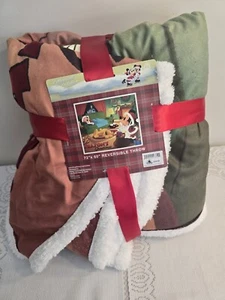 NWT! CHRISTMAS Disney Parks Mickey Mouse Blanket Reversable Fleece Throw 72 X 60 - Picture 1 of 10