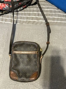 Louis Vuitton Danube Cross Body Bag Shoulder LV Vintage - Picture 1 of 11