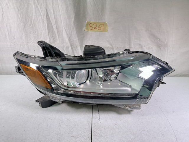 2016 2017 2018 Mitsubishi Outlander SE RH Right LED Headlight 