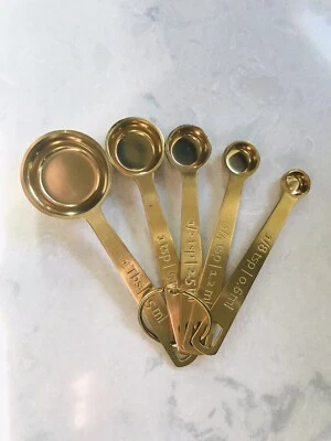 Juego de 5 cucharas medidoras Le Creuset acero inoxidable tono dorado NUEVO, NUEVO CON ETIQUETAS Foto 1 de 4