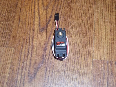 AXIAL SCX10 II Trail Honcho Steering Servo Tactic TSX45 Metal Gear - Image 1 of 3