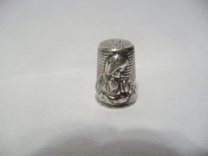 THIMBLE TOPAZIO OR A THAILAND SILVER  CHRISTMAS 1994 W/AN ANGEL & SHELLS - Picture 1 of 7