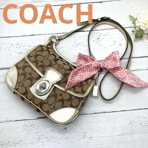 Borsa a tracolla firmata Coach F13791 con sciarpa - Foto 1 di 19