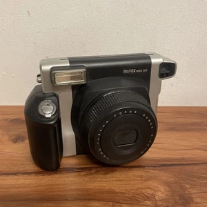 Cámara instantánea FUJIFILM Instax Wide 300 - negra/plateada - apenas usada funcionando - Imagen 1 de 5