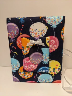 Álbum de fotos balões de feliz aniversário - Suporta 100 fotos 4x6 - Feito à mão - Imagem 1 de 4