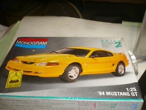 FORD MUSTANG 1994 1/25 MAQUETTE MONOGRAM NEUF BOITE SCELLEE
