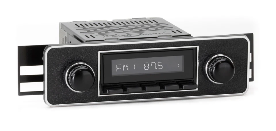 1990-93 Volkswagen Corrado RetroRadio M1 AM/FM AUX Stereo Foto 1 de 4