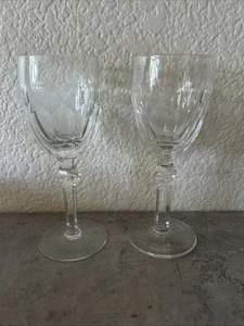 Set of 2 - Vintage Waterford Clear Crystal CURRAGHMORE Wine Water Glasses - Picture 1 of 7
