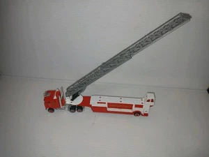 Fire Engine Hook & Ladder Semi-Truck Majorette 1/87 District 2  Fire Department  - Picture 1 of 7