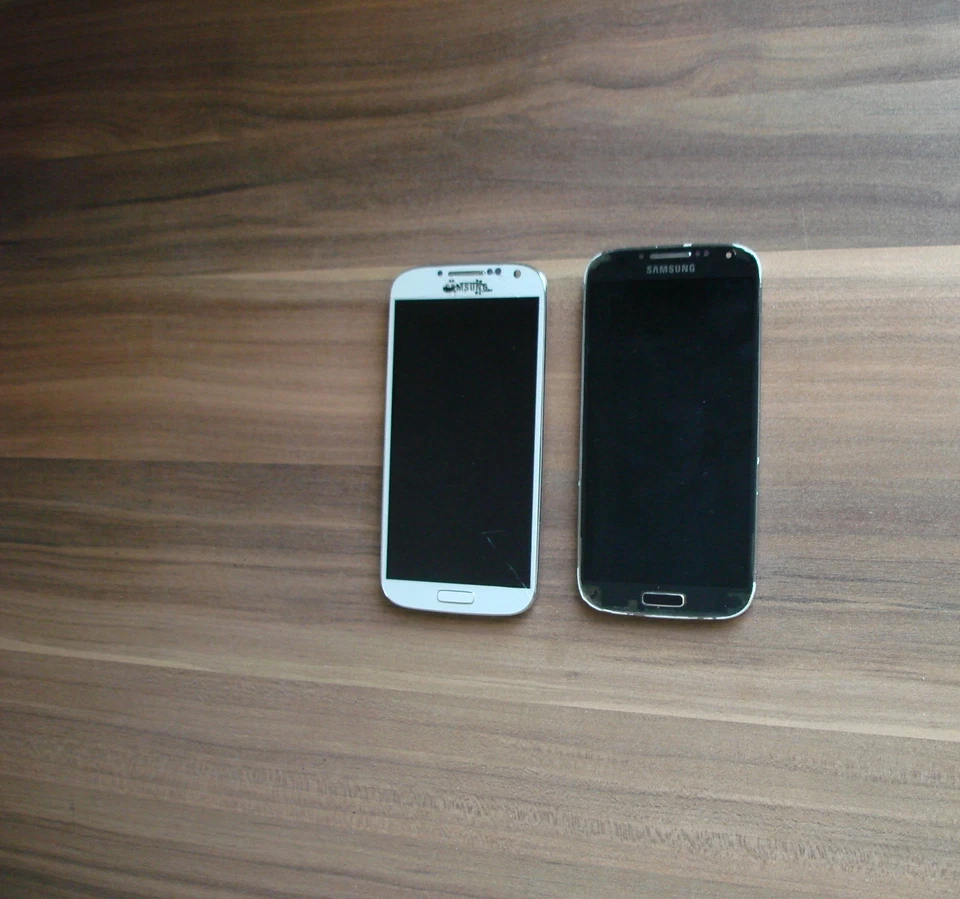 2 uds Original SAMSUNG Galaxy S4 i9505 i9515LCD Pantalla Cristal Rotura para Reacondicionado - Imagen 1 de 1