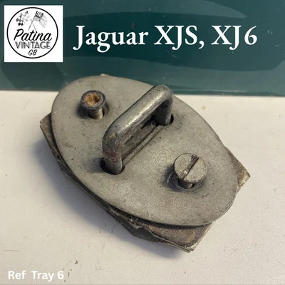 Cerradura de puerta Jaguar XJS, XJ6, XJ12 placa golpeadora cierre Foto 1 de 3