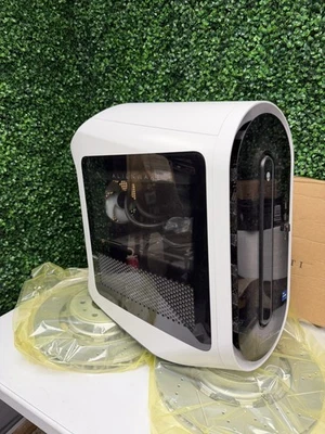 Alienware-Aurora R15 Gaming Desktop -i7 13700KF, RTX 4080,32GB DDR5,1TB SSD. - Image 1 of 4