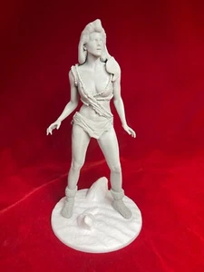 Raquel Welch "Loana" One Million Years BC- Fan Art - Model Kit - 1/8 - 1/6 Scale - Picture 1 of 16