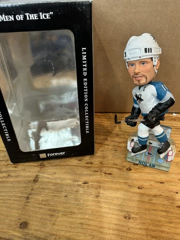 Forever Collectibles Men of The Ice SJ Sharks Owen Nolan LE Figurine 604/5011 Cover