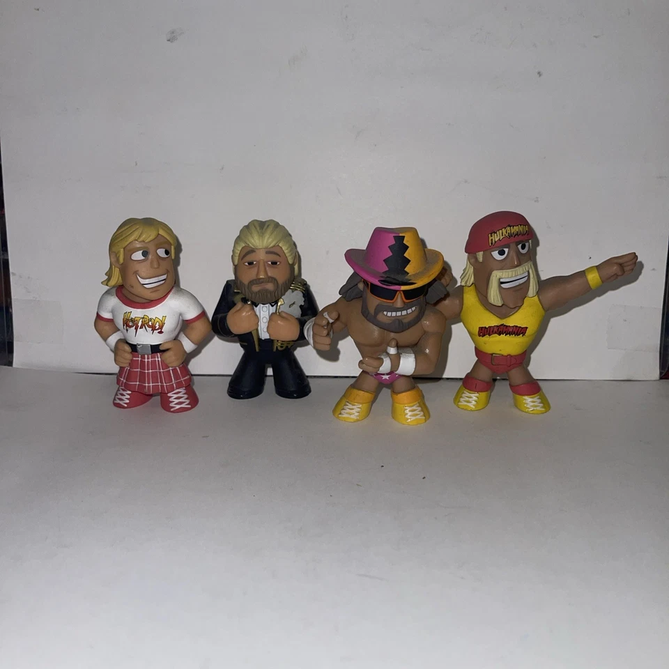 2015 WWE Mystery Minis Hulk Hogan Macho Man Roddy Piper Million Dollar Man Funko Foto 1 de 4