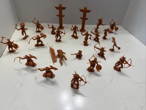 Menge 24 Stck. Original MARX rote Indianer Fort Apache Spielset Figur Spielzeug EUC sauber - Bild 1 von 9