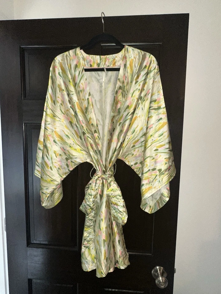 Anthropologie Green Motif Silky Robe - S/M - Image 1 of 4