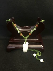 Elegant Handmade Ladies Oriental Chinese Lucky White Jade Adjustable Necklace - Picture 1 of 4