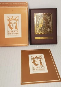 Vintage 1985 Statue of Liberty 1922 Stamp Brass and Wood Plaque by Avon in Box - Picture 1 of 4