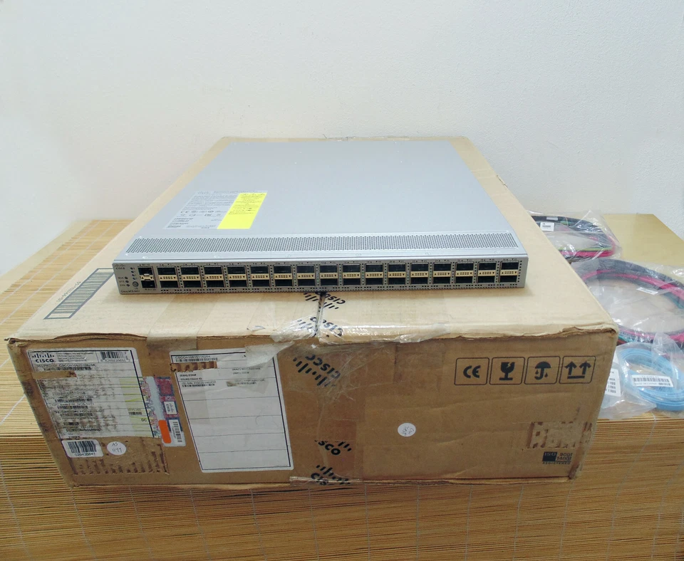 Neu Cisco NCS-5011-32F NCS 5011 Routing System 2x DC PSUs New Open Box - Bild 1 von 1