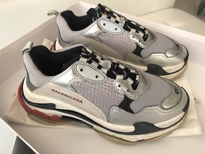 Balenciaga Leather Upper Men S Balenciaga Triple S For Sale Shop Men S Sneakers Ebay