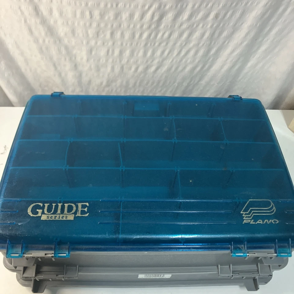 Caja de aparejos de dos niveles Plano modelo 1258 serie guía azul gris  Foto 1 de 4