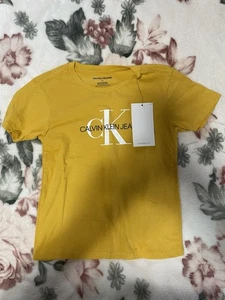 NWT Boys Size 3T Yellow Calvin Klein Tshirt - Picture 1 of 2