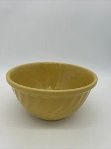 Vintage Watt Pottery Yellow 9" Swirl Mixing Bowl • Oven Ware USA - Picture 1 of 9