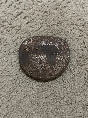 1947-1954 CHEVROLET TRUCK CHEVY 3100 - STEERING WHEEL HORN BUTTON ~ VTG ANTIQUE - Изображение 1 из 2