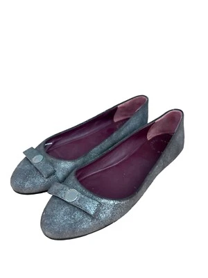 Zapatos planos de ballet Marc Jacobs de cuero metálico gris plateado 38,5 8 Foto 1 de 4