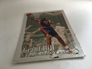 Topps 1994 Basketball Embossed Grant Hill Wrong Back Error Card 