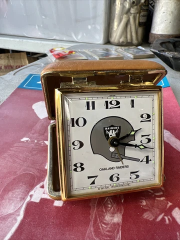 1971 Vintage NFL Oakland Raiders Folding Travel Alarm Clock Las Vegas Angeles Cover