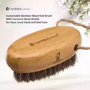 Cepillo de manos y uñas de bambú Hydrae London con cerdas de melena y cactus. - Imagen 1 de 3