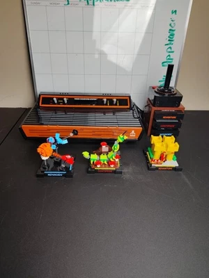 LEGO 10306 Icons Atari 2600 Set Complete - No Manual - No Box - Great Condition  - Image 1 of 4