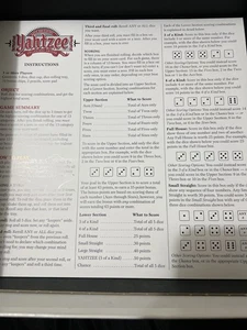 Yahtzee 1996 40 aniversario edición coleccionista juego hoja de instrucciones solamente - Imagen 1 de 1
