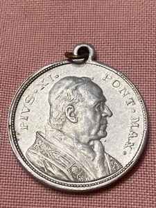 Catholic Medal JUBILAE1925 Pius XI Roma 1”D - Picture 1 of 2