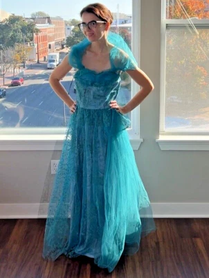 Vestido de fiesta chal vintage de encaje de tul sin tirantes verde azulado de los años 50 S/M Foto 1 de 4