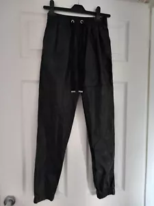 box 1036 ladies trousers size xs Bershka leather look black elasticated cuffs - Picture 1 of 6