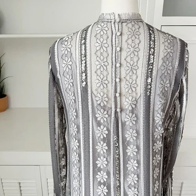 Vestido De Colección Rina di Montella Gris Floral Encaje Plateado Lentejuelas Volantes Dobladillo M Foto 1 de 4