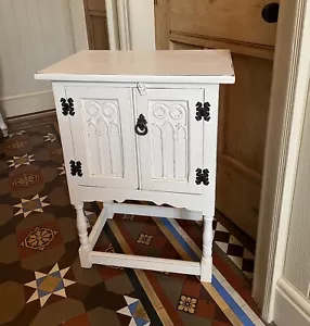 Vintage Shabby chic Cupboard Painted Cream Bedside Hall Table - Picture 1 of 8