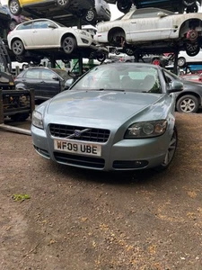 2009 Volvo C70 Se Premium D5 Headlight Wing Bonnet Bumper Breaking Whole Vehicle - Picture 1 of 2