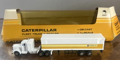 Caterpillar Fleet Truck & Trailer Shinsei Model / 1:128 Scale die-cast in Box - Image 1 of 4
