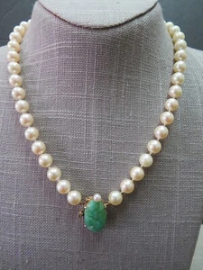 17.5" 14k Salt Water Pearl Necklace with 14k Y. Gold Jadeite Jade Pearl Clasp - Picture 1 of 14